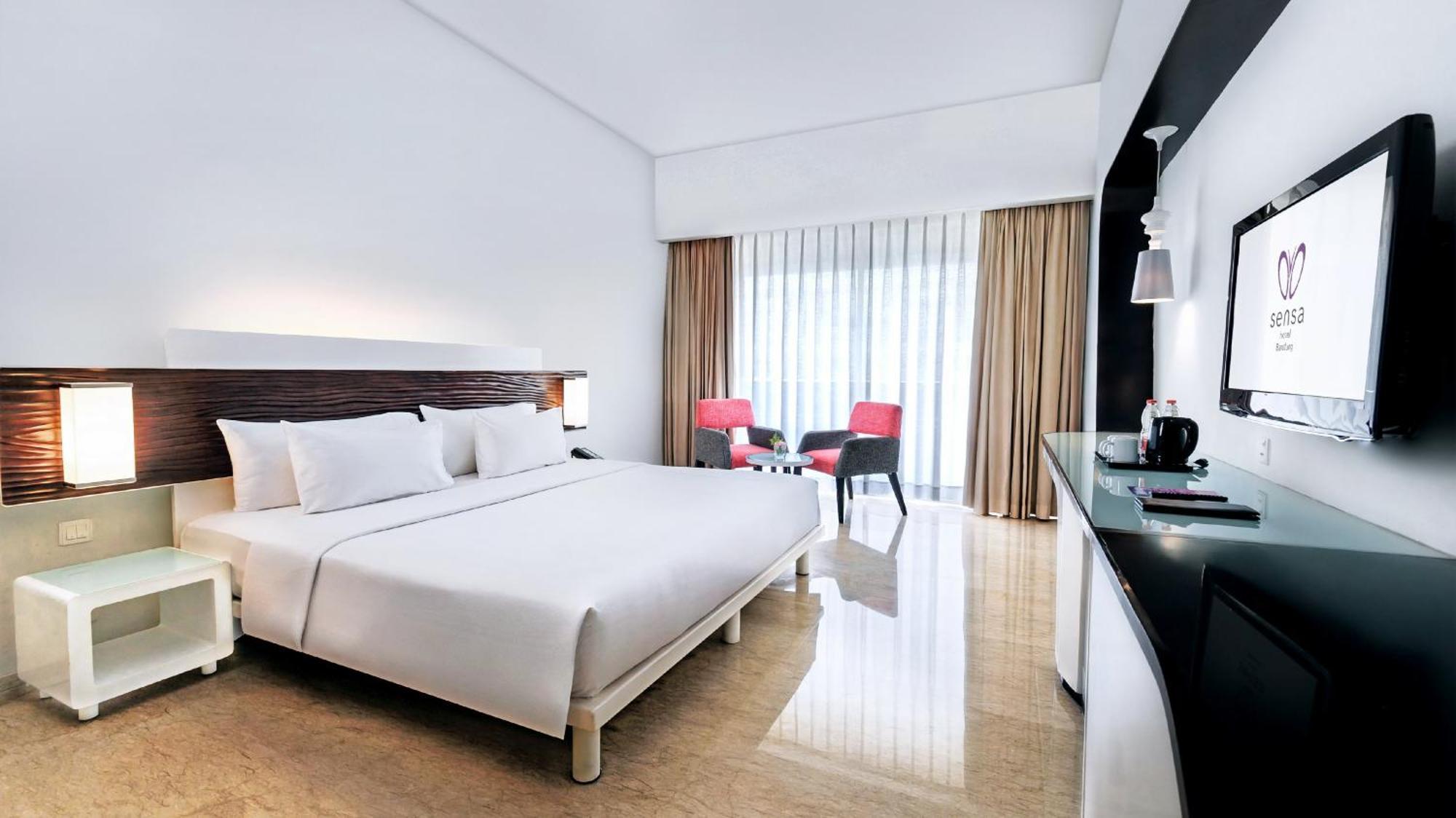 Sensa Hotel Бандунг Экстерьер фото