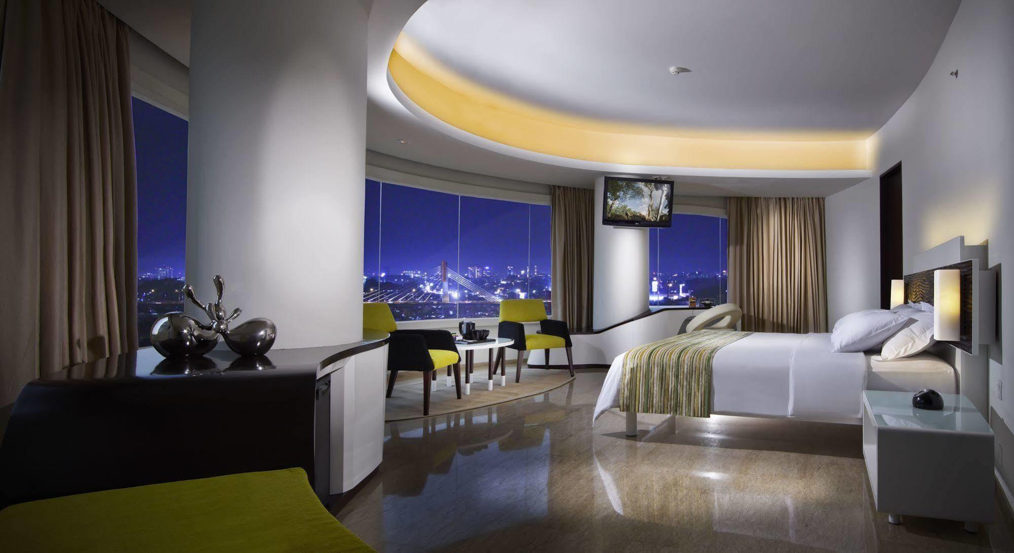 Sensa Hotel Бандунг Экстерьер фото